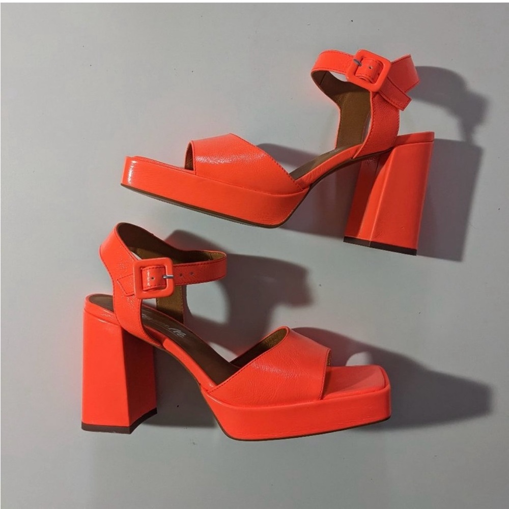 Brand New l'Intervalle Neon Orange Sandals, size 9